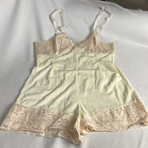 True Vintage Sexy Lingerie Coullote France